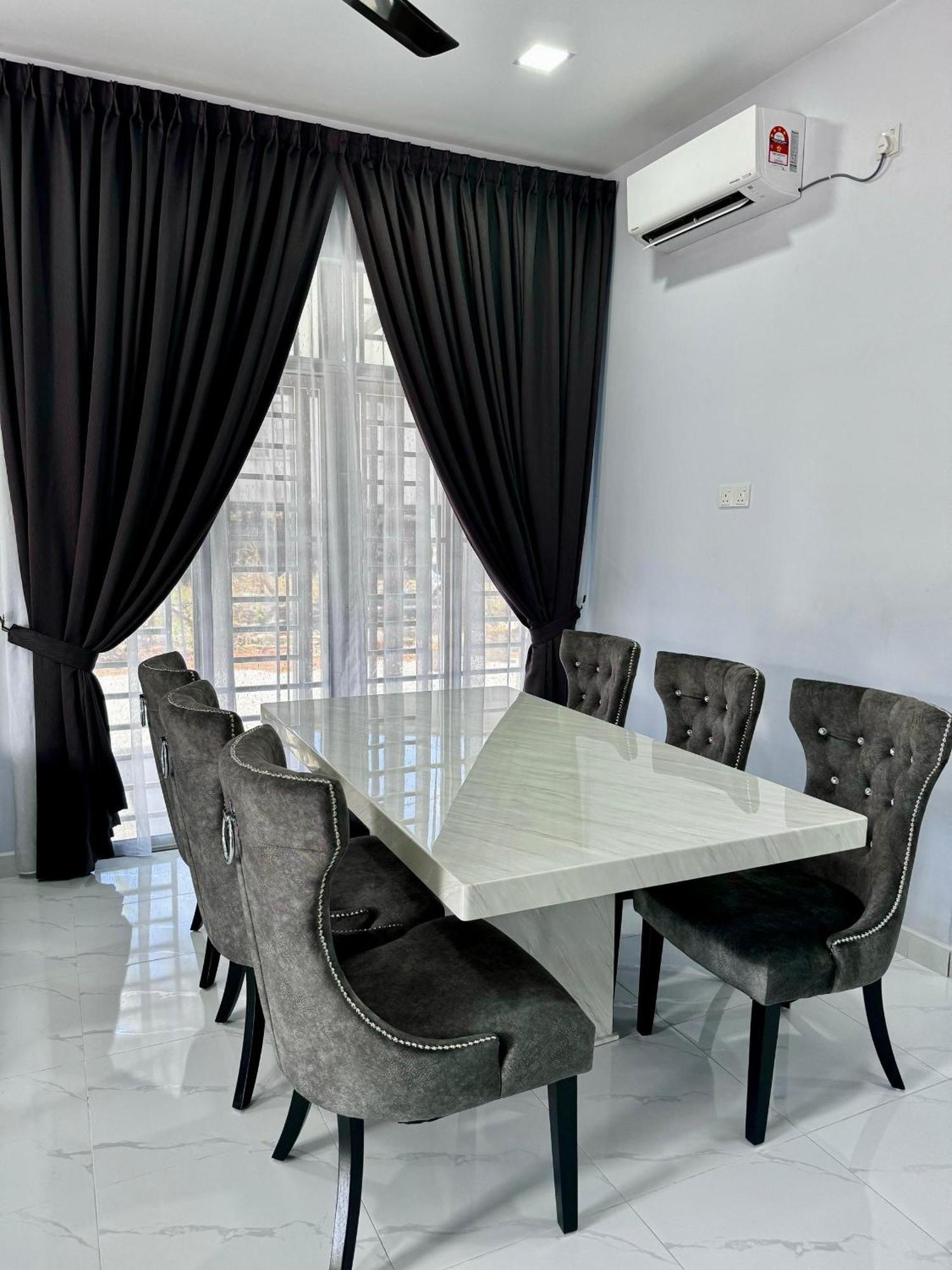 Homestay D'Pusu Tiga Kuala Terengganu Ngoại thất bức ảnh